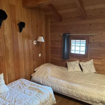 L'ecureuil 8 Pers La Roche Hotel 3*