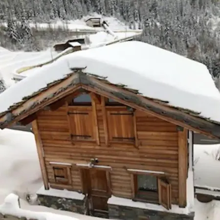 Hotel L'ecureuil 8 Pers La Roche